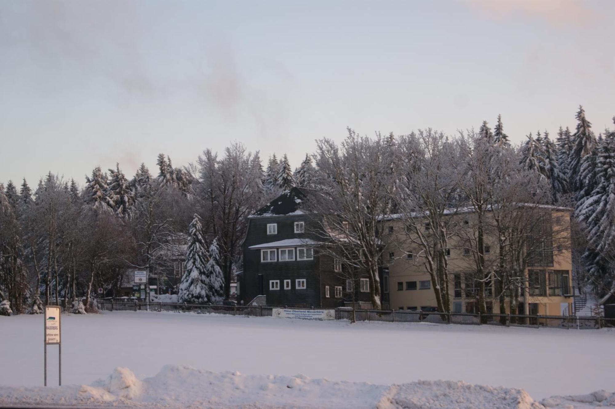 Hotel Haus Oberland Masserberg Eksteriør bilde