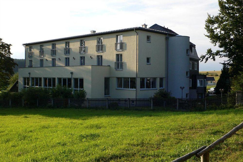 Hotel Haus Oberland Masserberg Eksteriør bilde